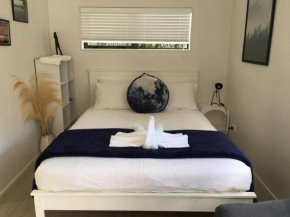 West Auckland Delight Stay
